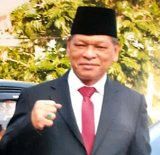 Tindak Tegas ASN yang Tidak Cakap Melayani Masyarakat