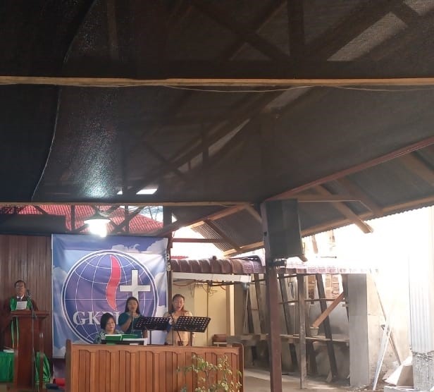 Menjadi Manusia Baru di Dalam Kristus: Tinggalkan Dosa, Hiduplah dalam Terang-Nya