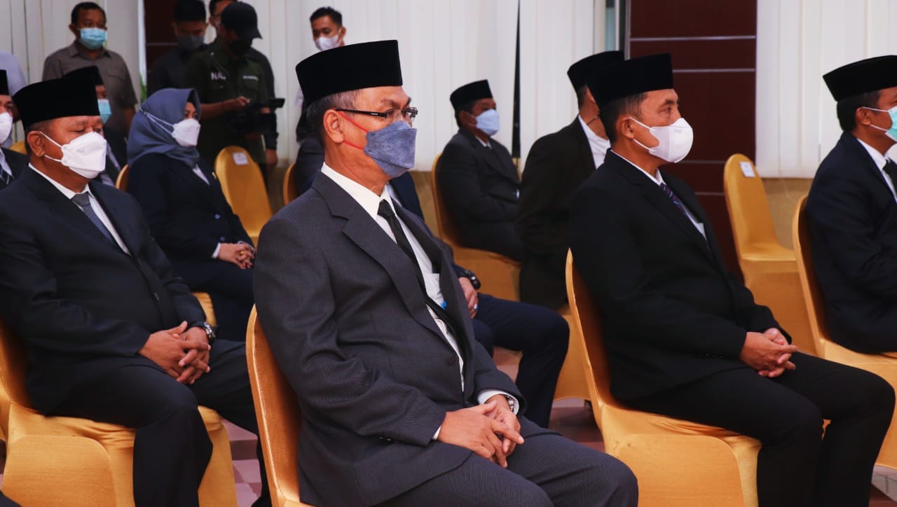 Plt Bupati Beni Hernedi Lantik Sejumlah Pejabat di Muba