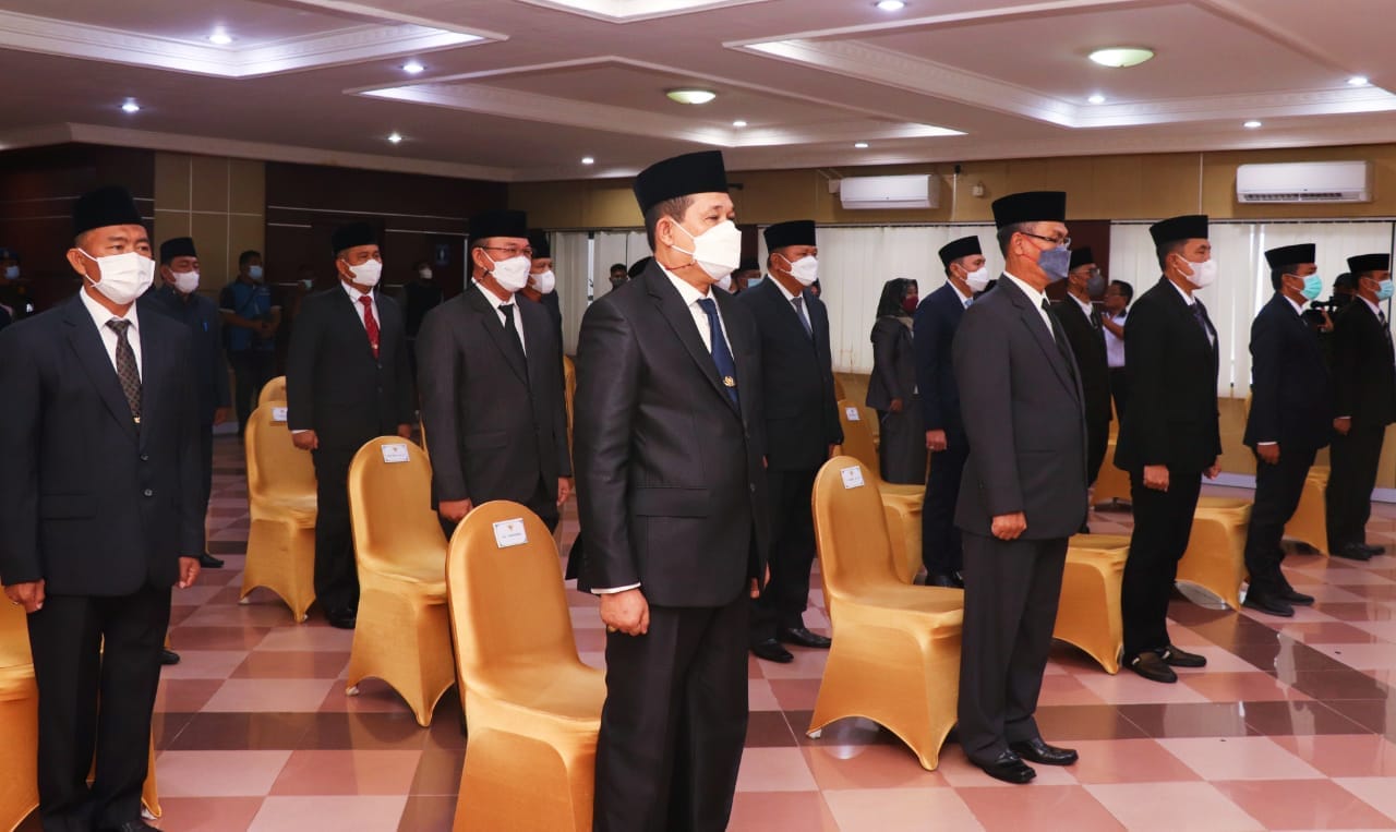 Plt Bupati Beni Hernedi Lantik Sejumlah Pejabat di Muba