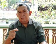 Gandi Nilai Kunjungan Ephorus ke Bogor Jumpai Rocky Gerung untuk Tutup TPL, Kalau Dipecat Dari HKBP Akan Melawan