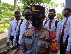 KAPOLSEK KERTAPATI MENDAPAT PENGHARGAAN DARI WALIKOTA PALEMBANG