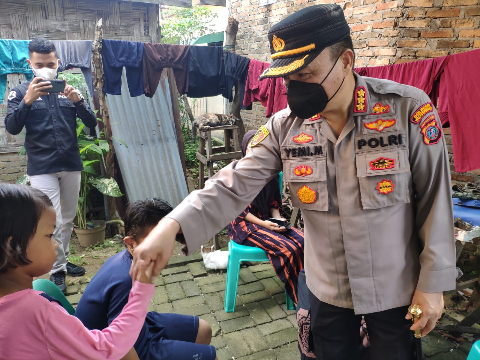 Kapolresta Deli Serdang Gelar Tali Asih Berbagi Sembako Kepada Warga Kurang Mampu