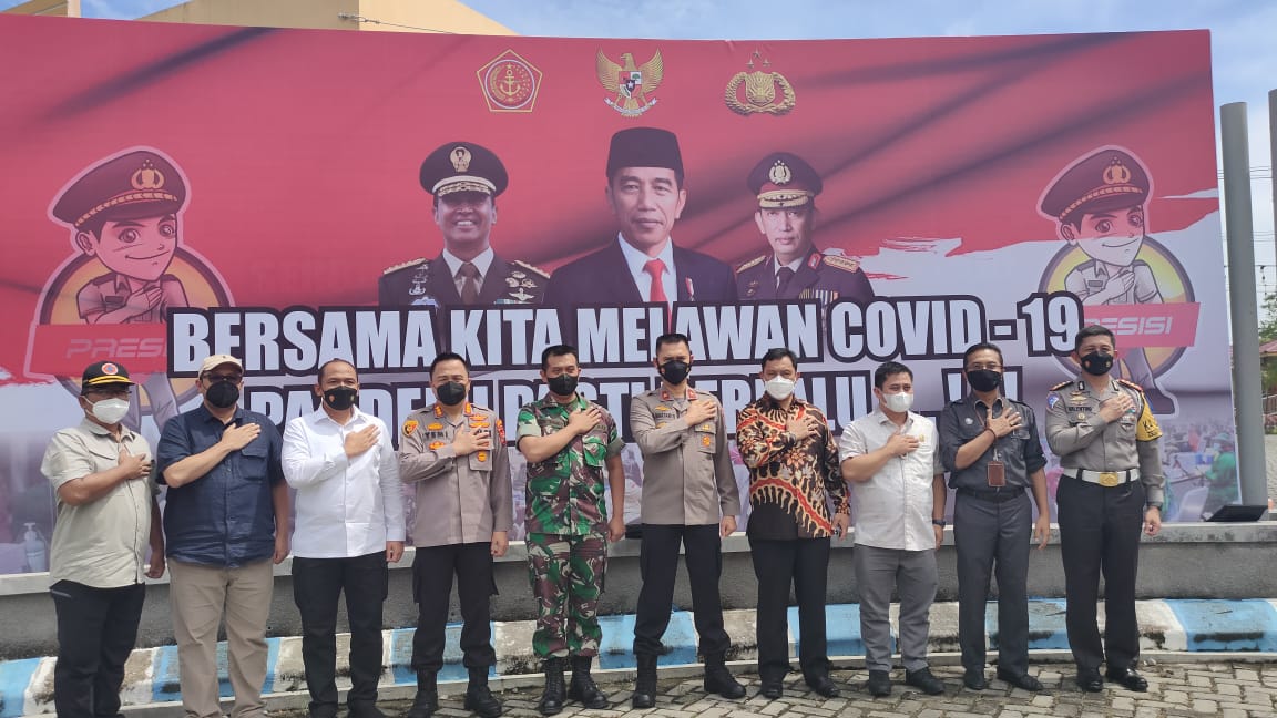 Polresta Deli Serdang Laksanakan Vaksinasi Massal, Akselerasi Serentak Se-Indonesia Polresta Deli Serdang Laksanakan Vaksinasi Massal, Akselerasi Serentak Se-Indonesia
