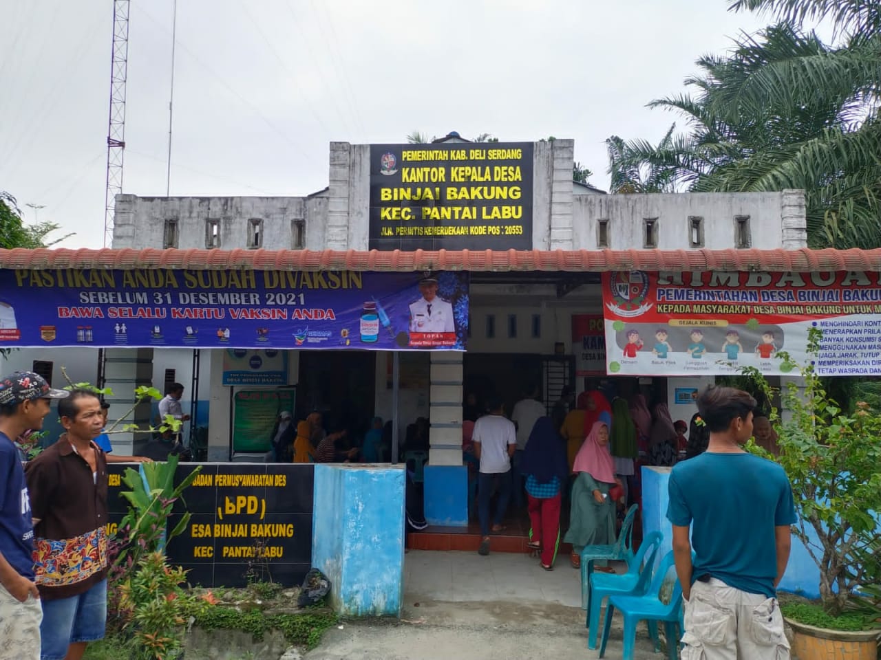 Wakapolresta Deli Serdang Monitoring Pelaksanaan Vaksinasi Di Kecamatan Pantai Labu Wakapolresta Deli Serdang Monitoring Pelaksanaan Vaksinasi Di Kecamatan Pantai Labu
