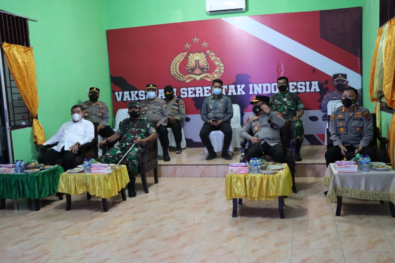 Kapolda Sumut Bersama Pangdam I/BB Tinjau Vaksin Diwilayah Hukum Polresta Deli Serdang