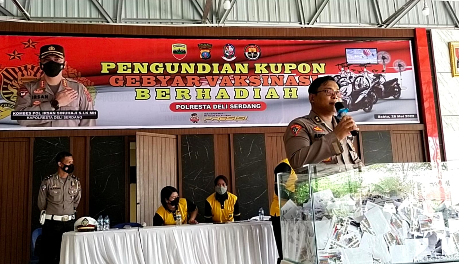Polresta Deli Serdang Gelar Penarikan Undian Door Prize Gebyar Vaksinasi Presisi Secara Live