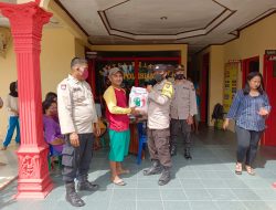 Polsek Biru-Biru Polresta Deli Serdang Bagikan Bansos Kepada Masyarakat