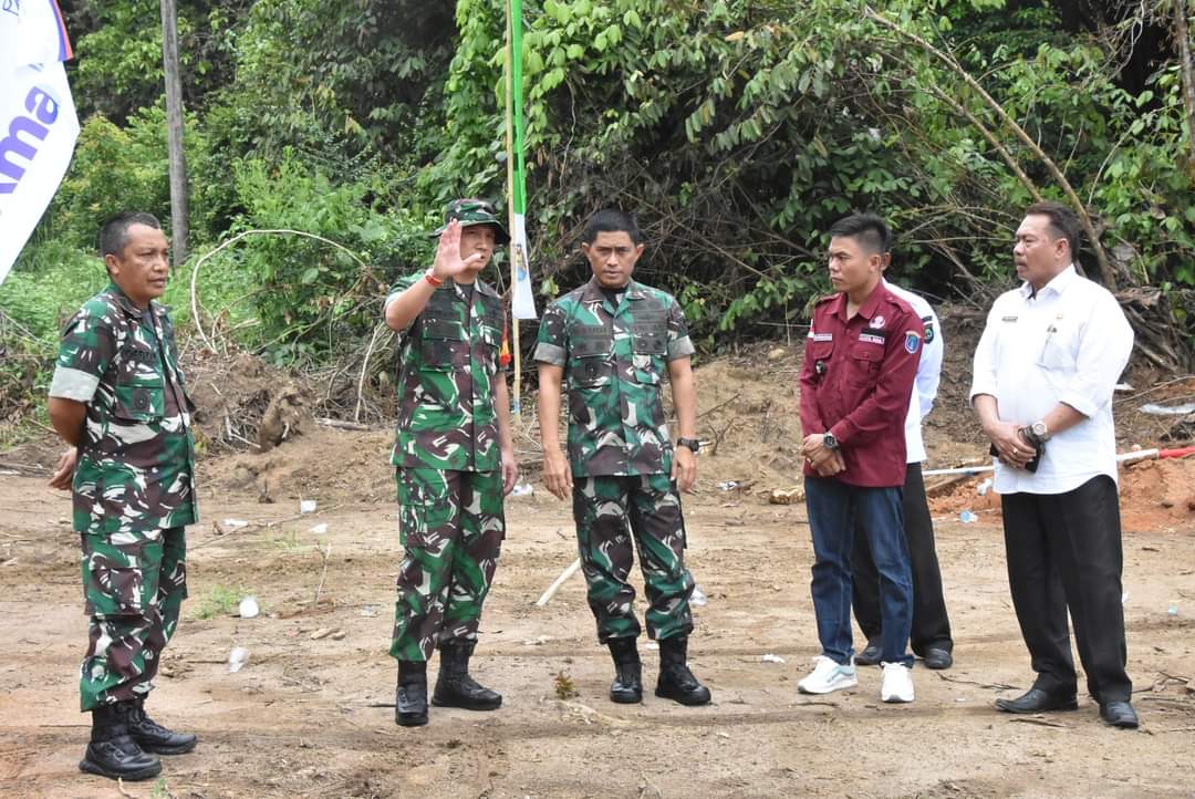 Danrem 044 Gapo Tinjau Lokasi TMMD Ke-115 di Desa Cahya Bumi