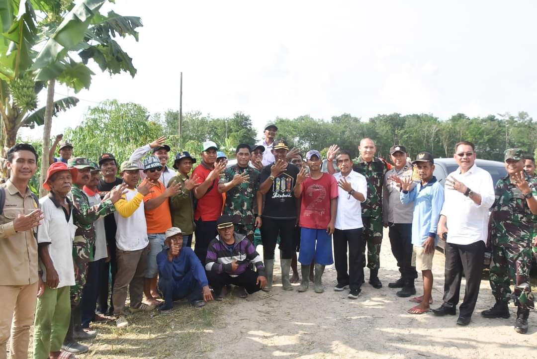 Danrem 044 Gapo Tinjau Lokasi TMMD Ke-115 di Desa Cahya Bumi