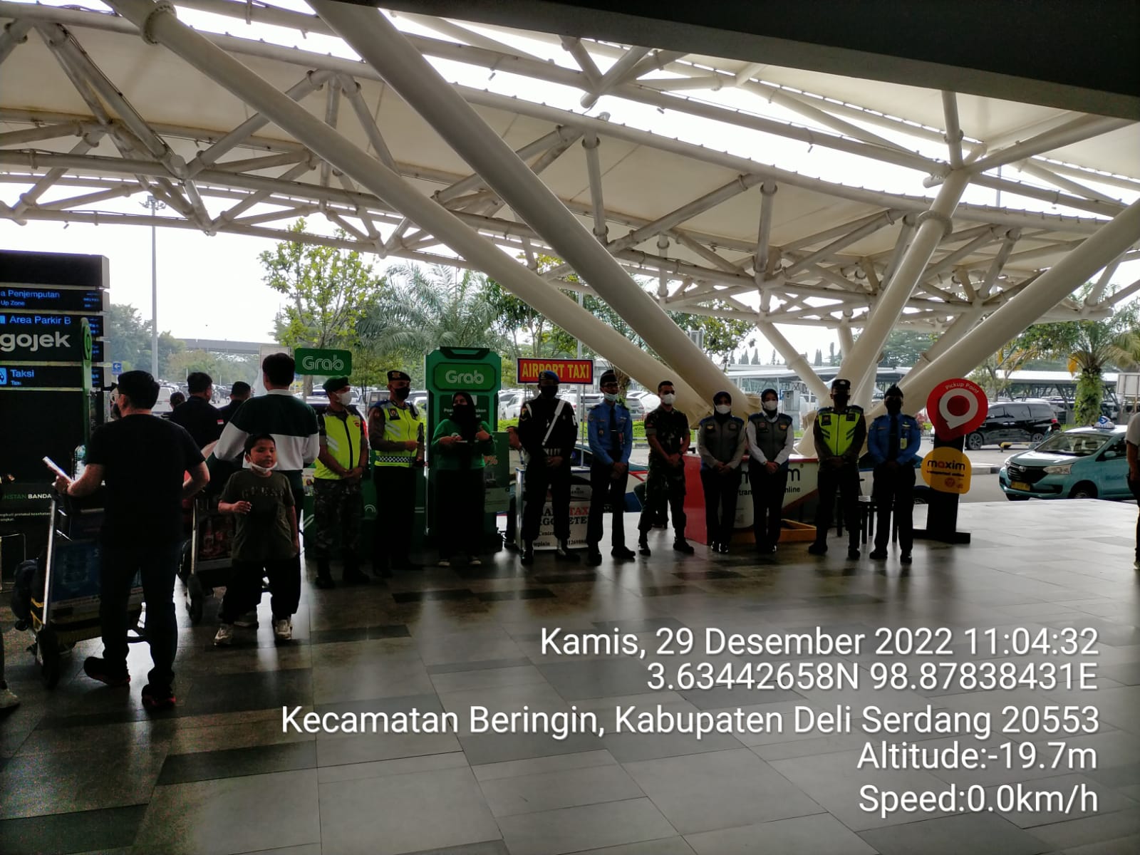 Personil Polsek Kawasan Bandara Kuala Namu Giat Patroli Ops Lilin Toba 2022