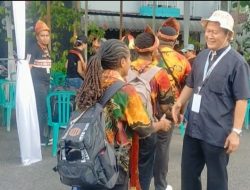 Uskup Agung Palembang Sambut Langsung Kedatangan Kontingen IYD di Jakabaring Palembang