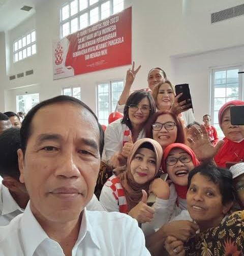 Puluhan Relawan Jokowi Sami'na Waato'na Ikut Arahan Presiden Jokowi Pada Pilpres 2024
