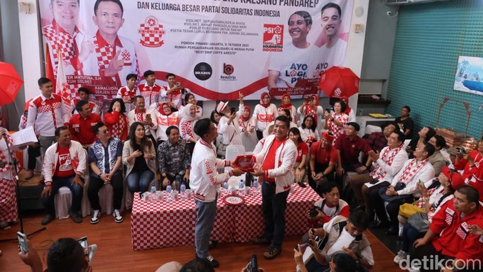 Ketum Relawan Solmet Silfester Matutina Terima Kunjungan Kaesang dan Jajaran Petinggi PSI