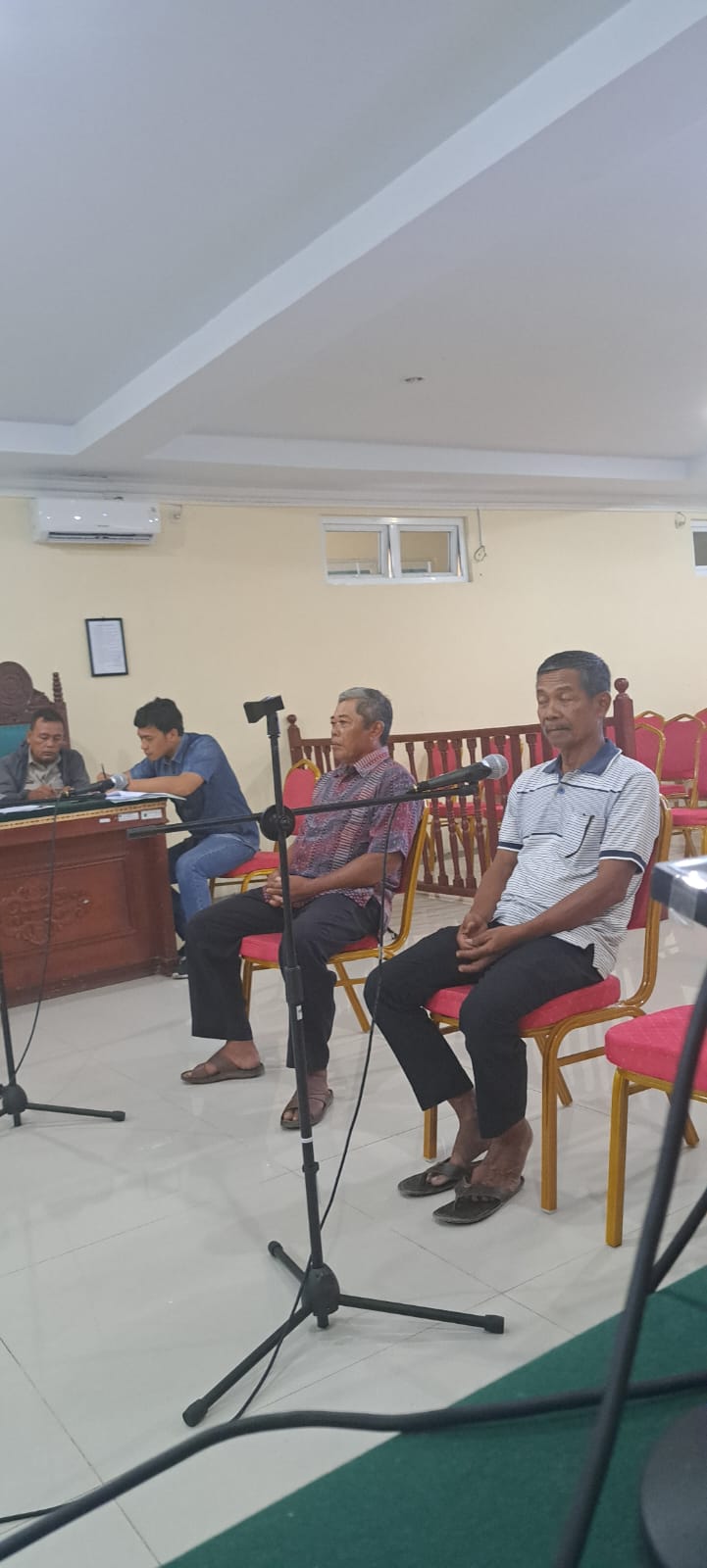 Sidang Lanjutan BPRPI Ke Endi Bakhtiar Dan Suprapto Masalah Hunian Warga BPRPI Desa Sampali Sidang Lanjutan BPRPI Ke Endi Bakhtiar Dan Suprapto Masalah Hunian Warga BPRPI Desa Sampali