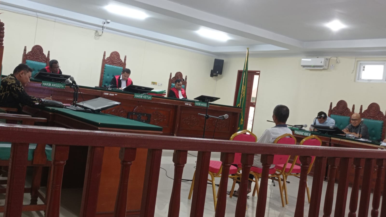 Sidang Lanjutan BPRPI Ke Endi Bakhtiar Dan Suprapto Masalah Hunian Warga BPRPI Desa Sampali Sidang Lanjutan BPRPI Ke Endi Bakhtiar Dan Suprapto Masalah Hunian Warga BPRPI Desa Sampali