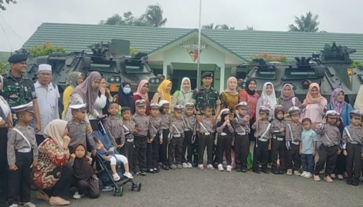 Kompi Kav 5 GCC Kenten Palembang Edukasi Persenjataan TNI AD