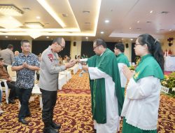 Umat Kristiani TNI – POLRI – ASN Sumsel Lakukan Doa Bersama Wujud Kesiapan dan Kesuksesan Pemilu 2024