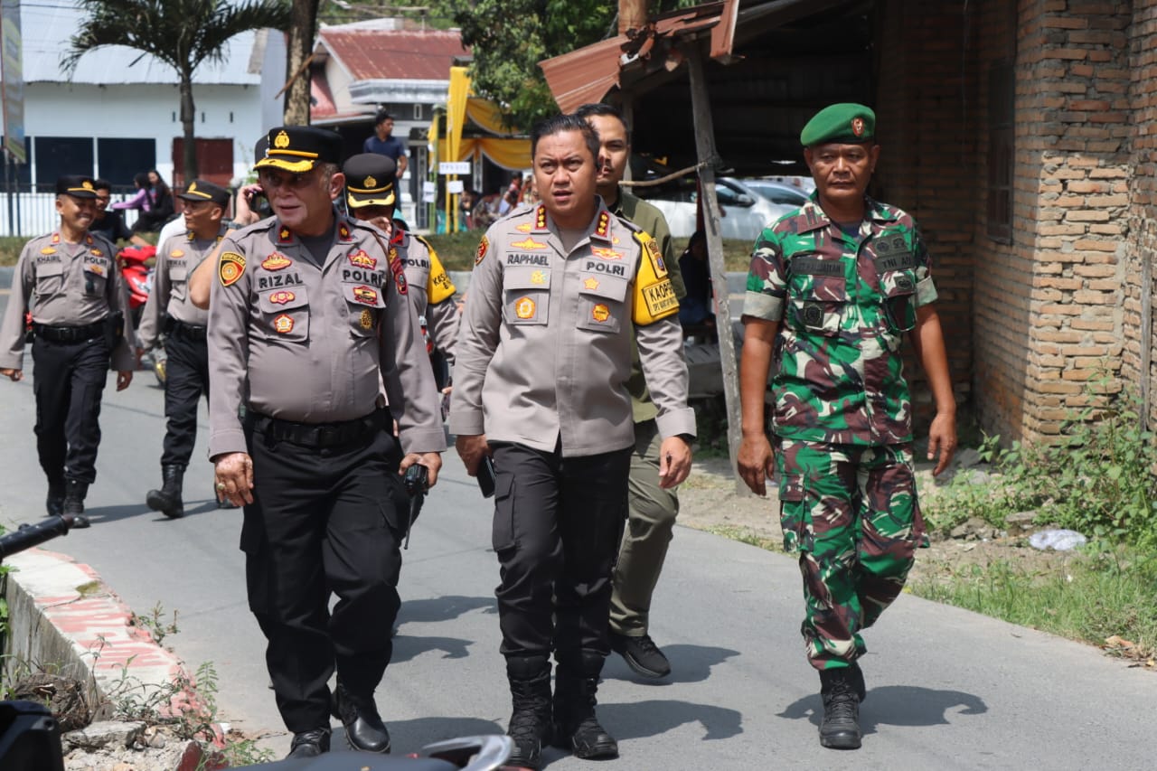 Kapolresta Deli Serdang Cek dan Pantau Langsung Pelaksanaan Pemungutan Suara di TPS