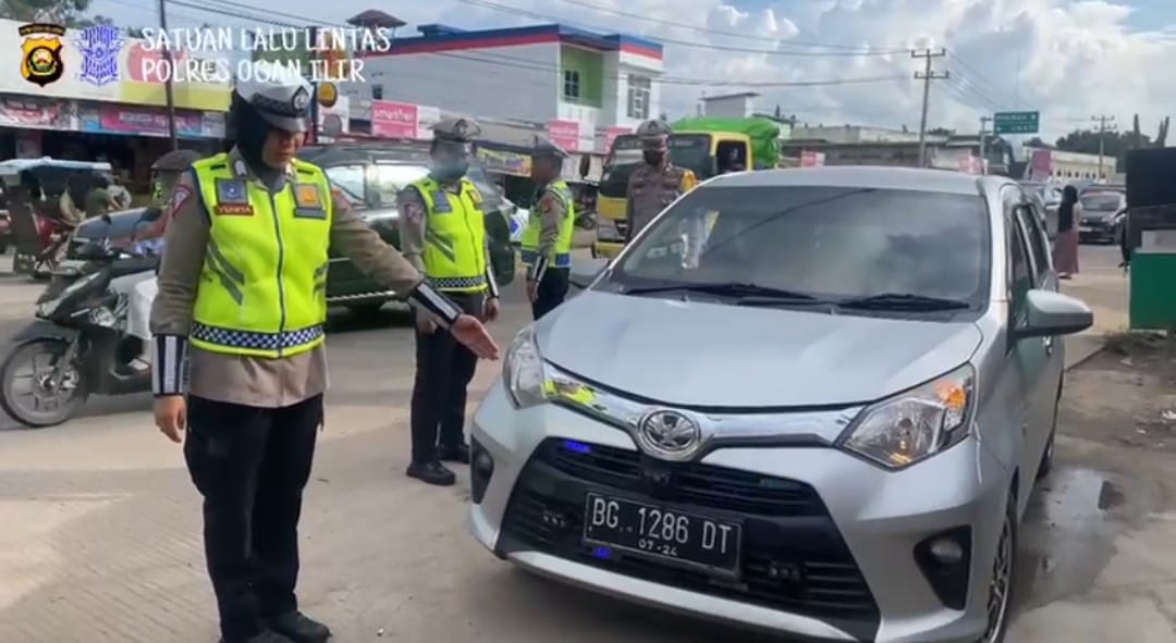 SATLANTAS POLRES OGAN ILIR MENGGELAR HARI KEDUA OPERASI KESELAMATAN MUSI 2024