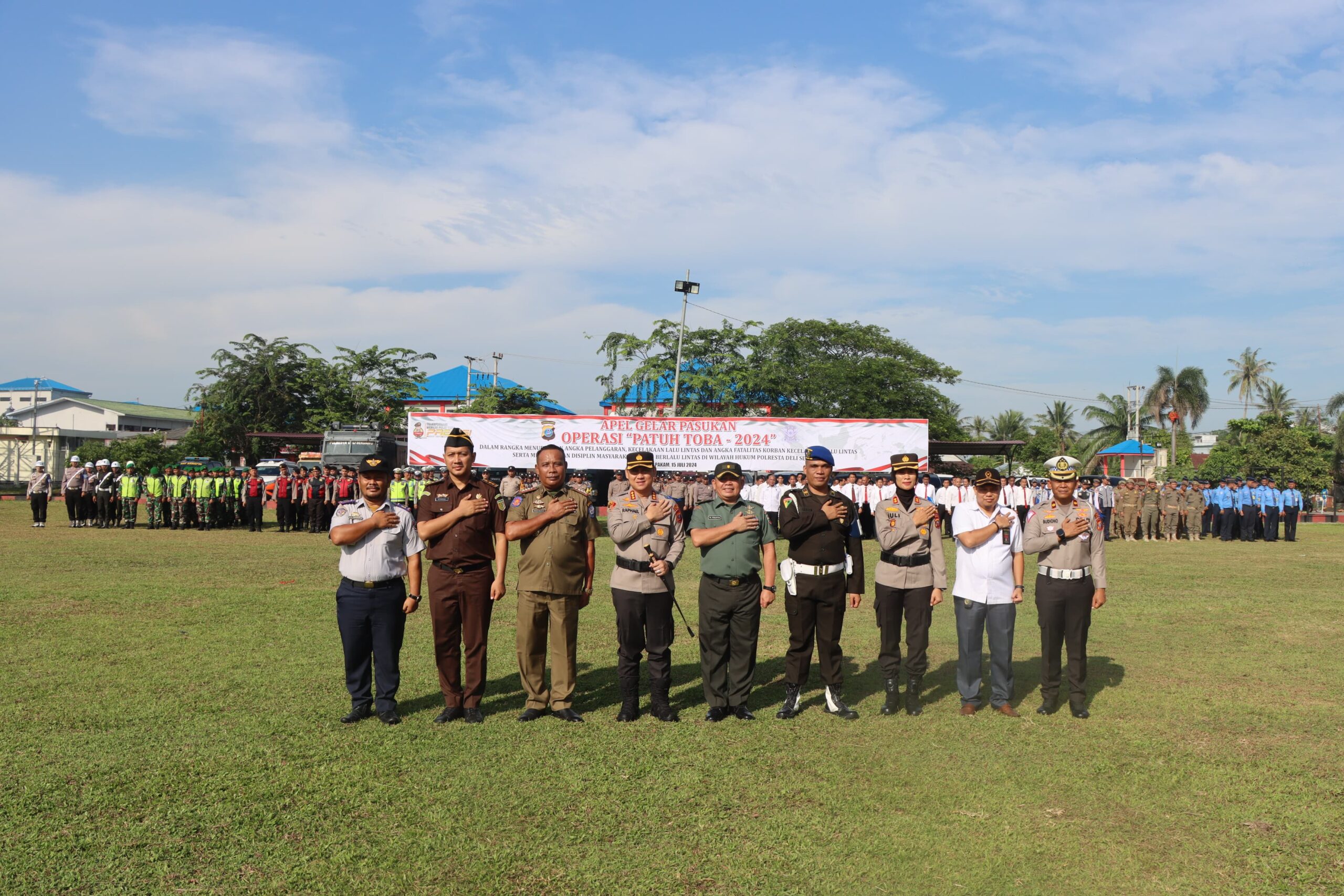 Polresta Deli Serdang Laksanakan Apel Gelar Pasukan Operasi Patuh Toba 2024