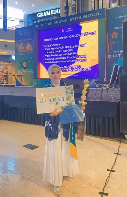 Lesti Suci Prestika Mahasiswi UBD terpilih sebagai Duta 1 GDI Sumatera Selatan 2024. Lesti Suci Prestika Mahasiswi UBD terpilih sebagai Duta 1 GDI Sumatera Selatan 2024.