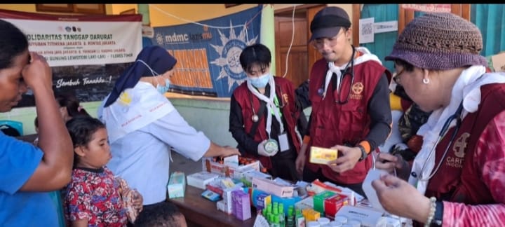 Jaringan Caritas Indonesia Terus Bergerak Membantu 9000 Pengungsi Akibat Erupsi Gunung Lewotobi