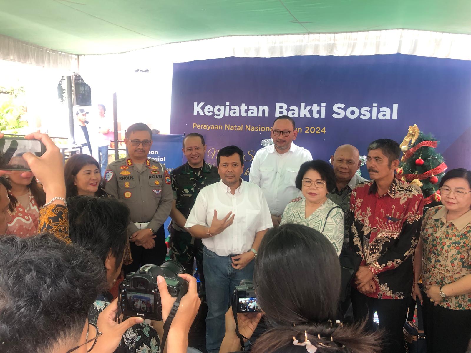 Luky A Yusgiantoro Ketua Pelaksana Natal Nasional 2024 Gelar Bakti Sosial di Manado