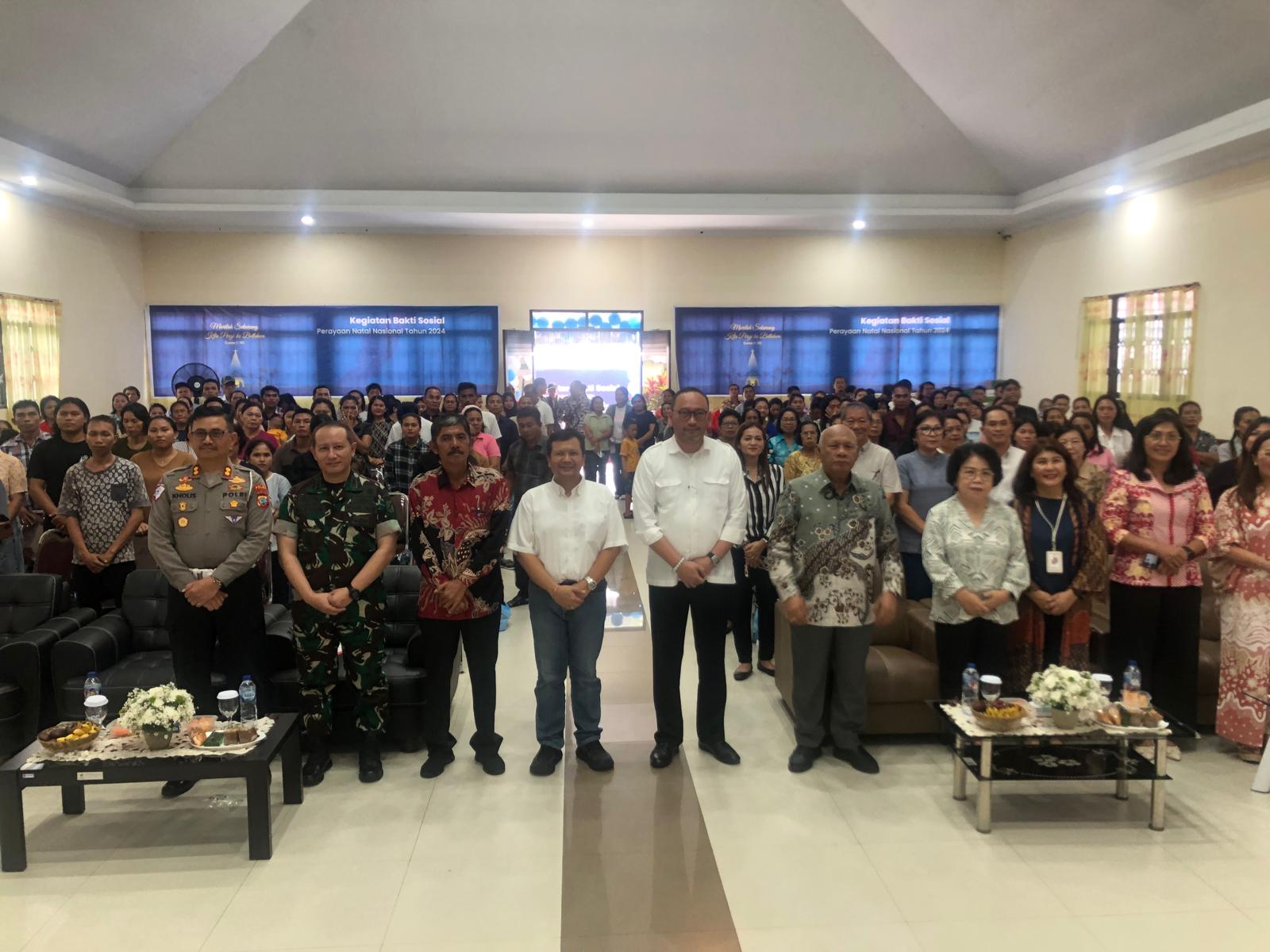 Luky A Yusgiantoro Ketua Pelaksana Natal Nasional 2024 Gelar Bakti Sosial di Manado
