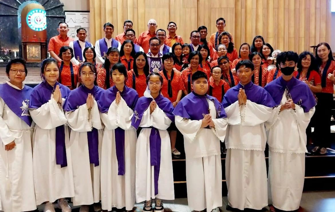 Melalui Novena Kanak Kanak Yesus Kita Bertumbuh Secara Rohani Dalam Iman Melalui Novena Kanak Kanak Yesus Kita Bertumbuh Secara Rohani Dalam Iman