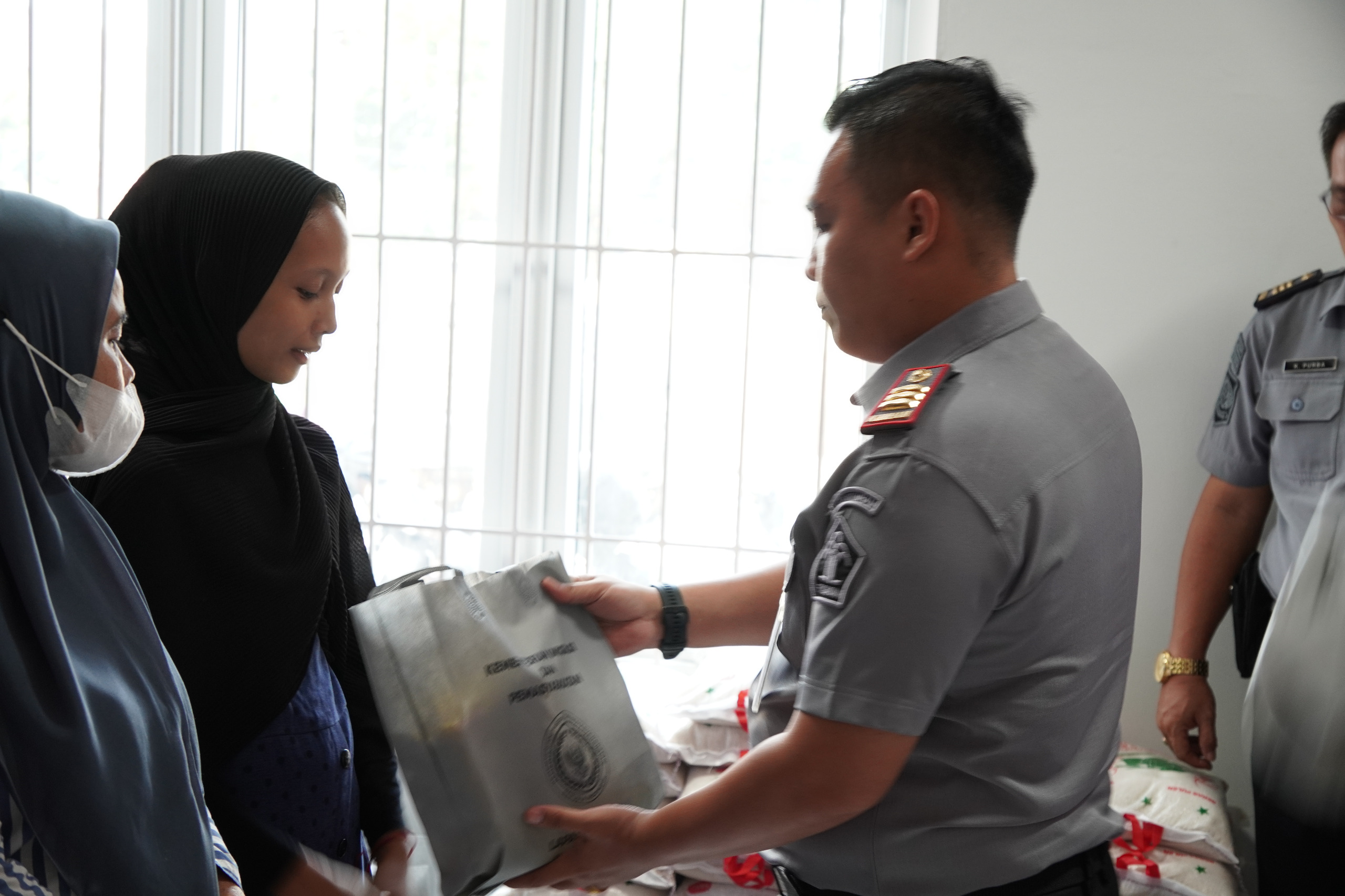Lapas Lubuk Pakam Kembali Gelar Bakti Sosial Lapas Lubuk Pakam Kembali Gelar Bakti Sosial
