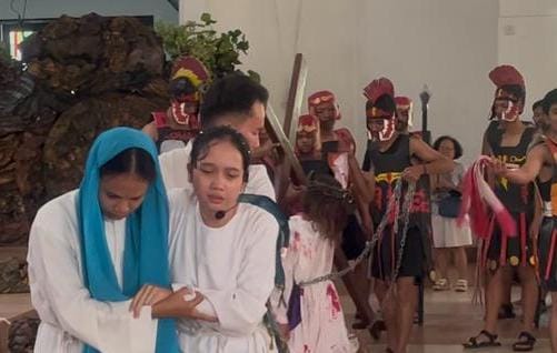 Seminari Santo Paulus Palembang Laksanakan Tablo Kisah Sengsara Yesus Wafat Di Kayu Salib