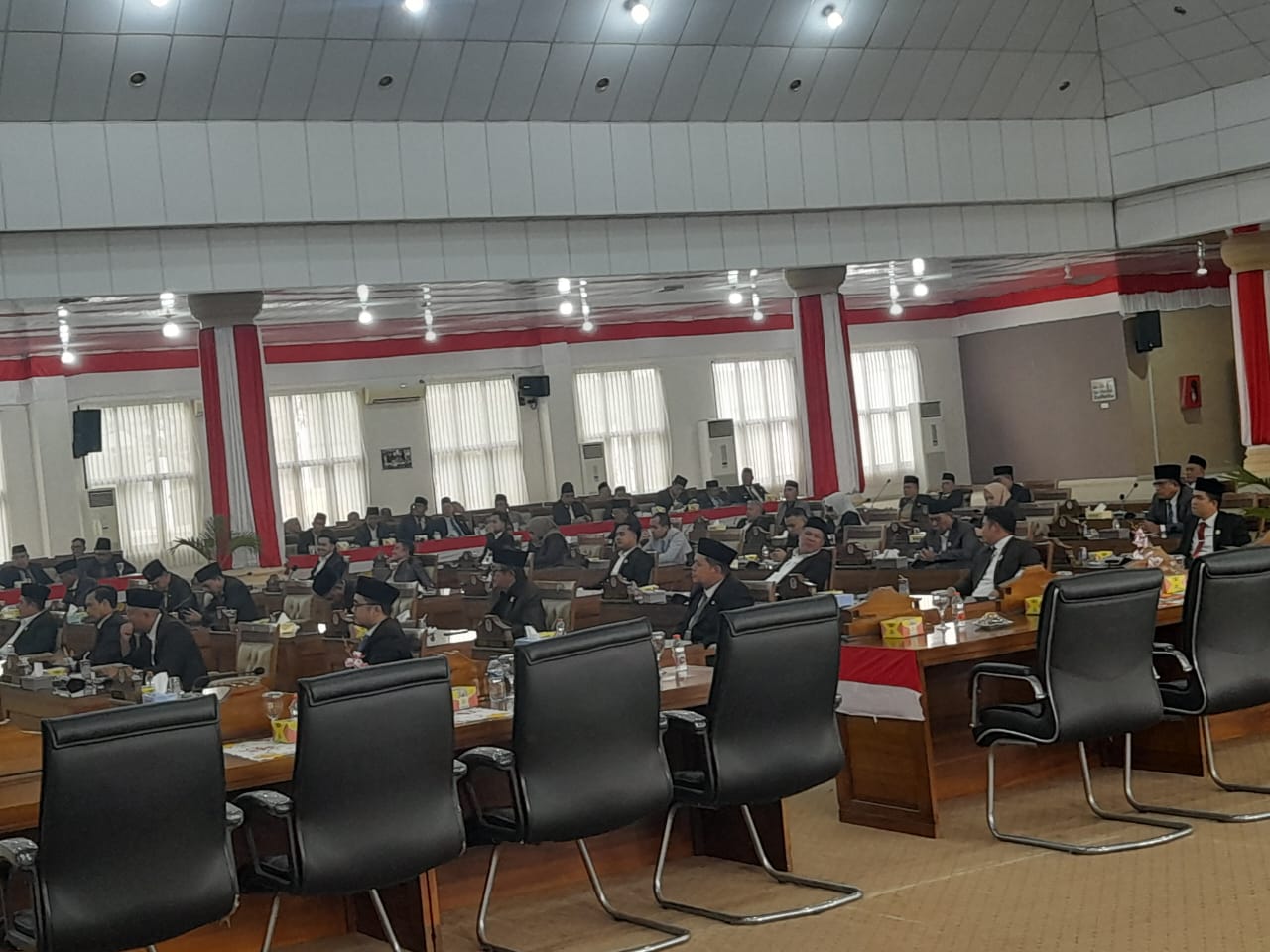 DPRD OganIlir Menggelar Rapat PariPurna XV Dalam Rangka Pembahasan Rancangan Peraturan Daera (RAPERDA)