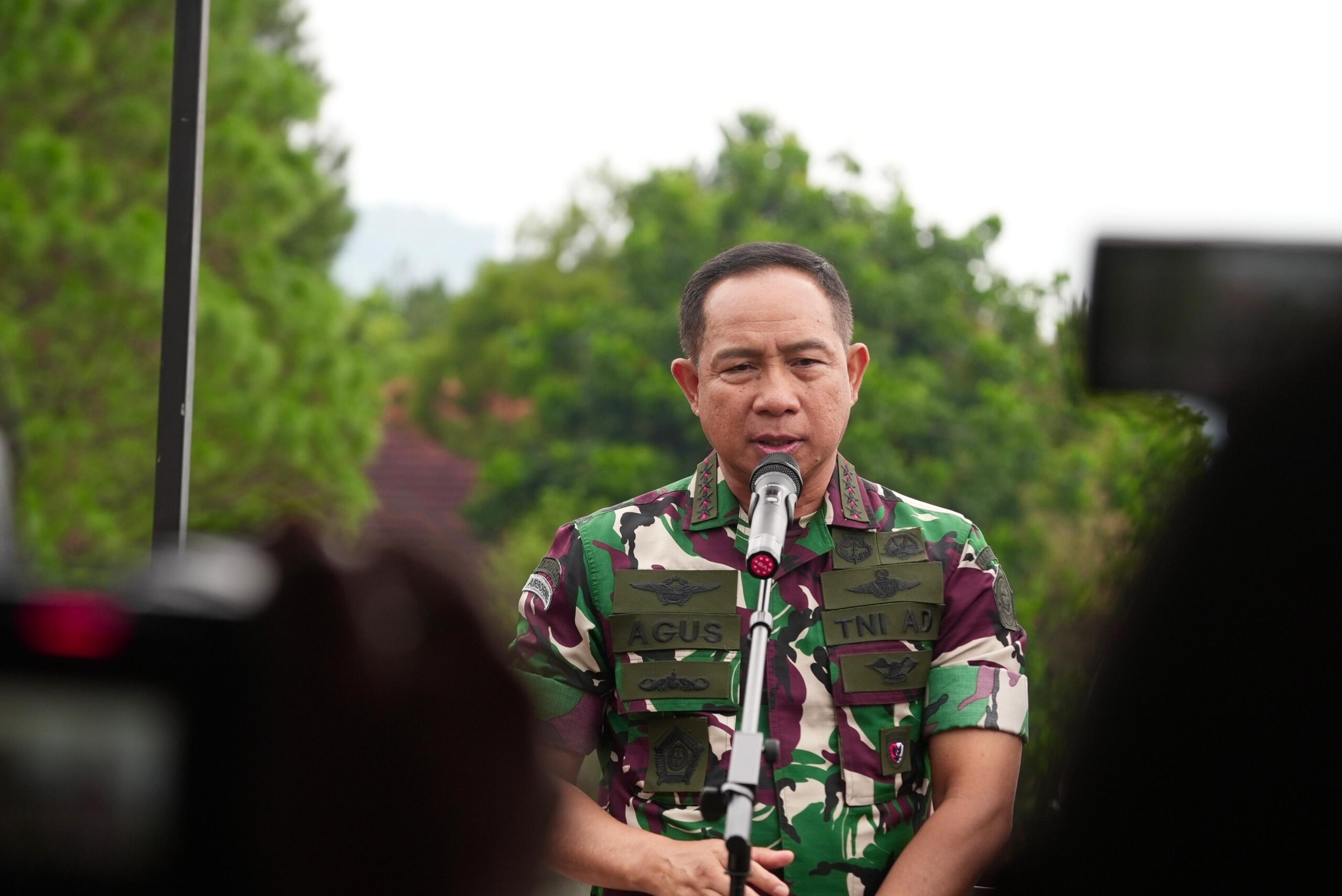 Panglima TNI Ajak Masyarakat Ciptakan Rasa Aman dan Damai serta Jangan Mudah Terprovokasi Panglima TNI Ajak Masyarakat Ciptakan Rasa Aman dan Damai serta Jangan Mudah Terprovokasi