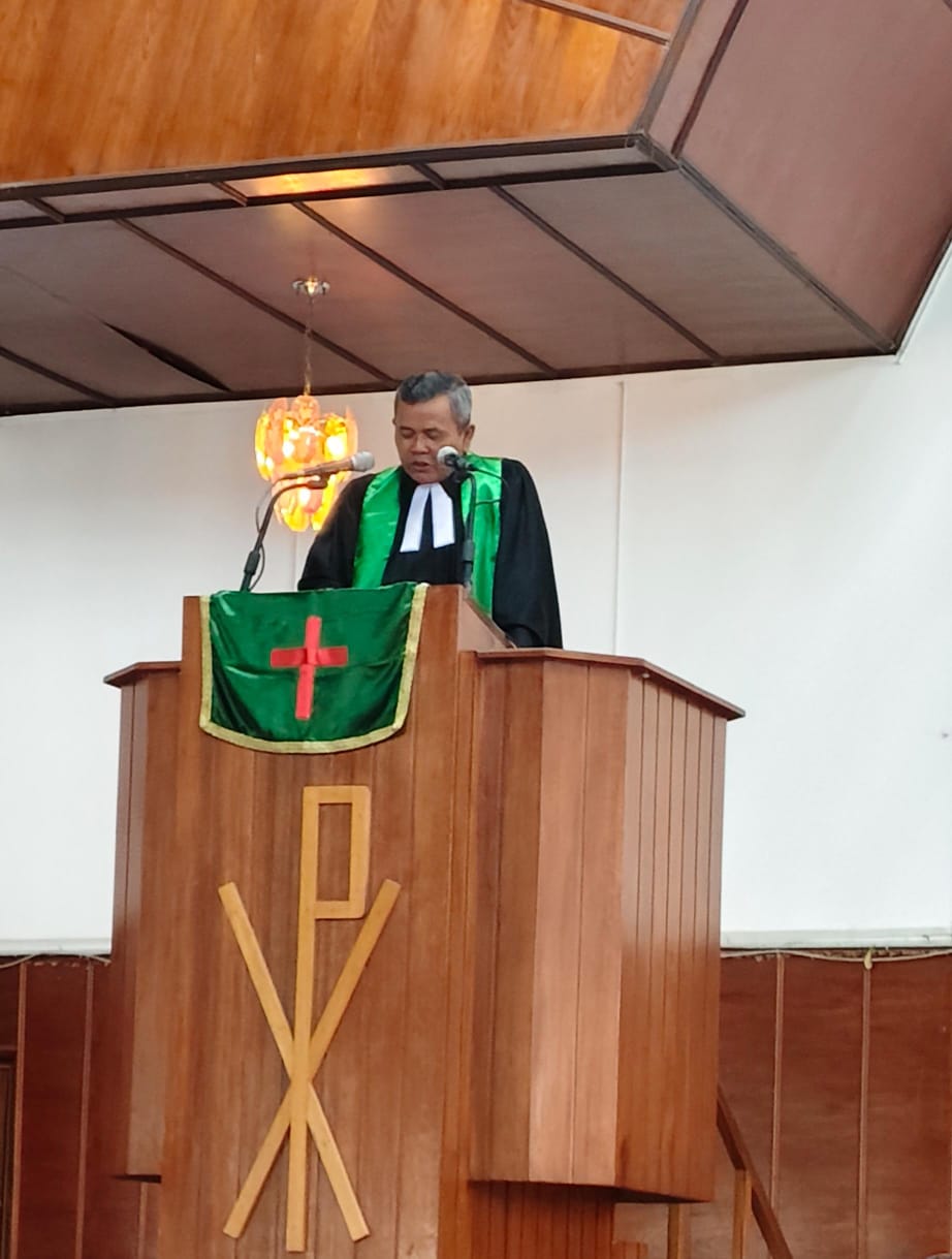 Yesus Pemimpin Yang Benar, Jangan Lagi Tersesat, Ikutlah Dia Yang Tak Pernah Berubah