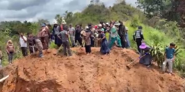 Jalan Dirusak, Iman Ditegakkan: Pastor dan Suster Lawan Ketidakadilan Dengan Kasih, Ibadah dan Gotong Royong Ekologis Jalan Dirusak, Iman Ditegakkan: Pastor dan Suster Lawan Ketidakadilan Dengan Kasih, Ibadah dan Gotong Royong Ekologis