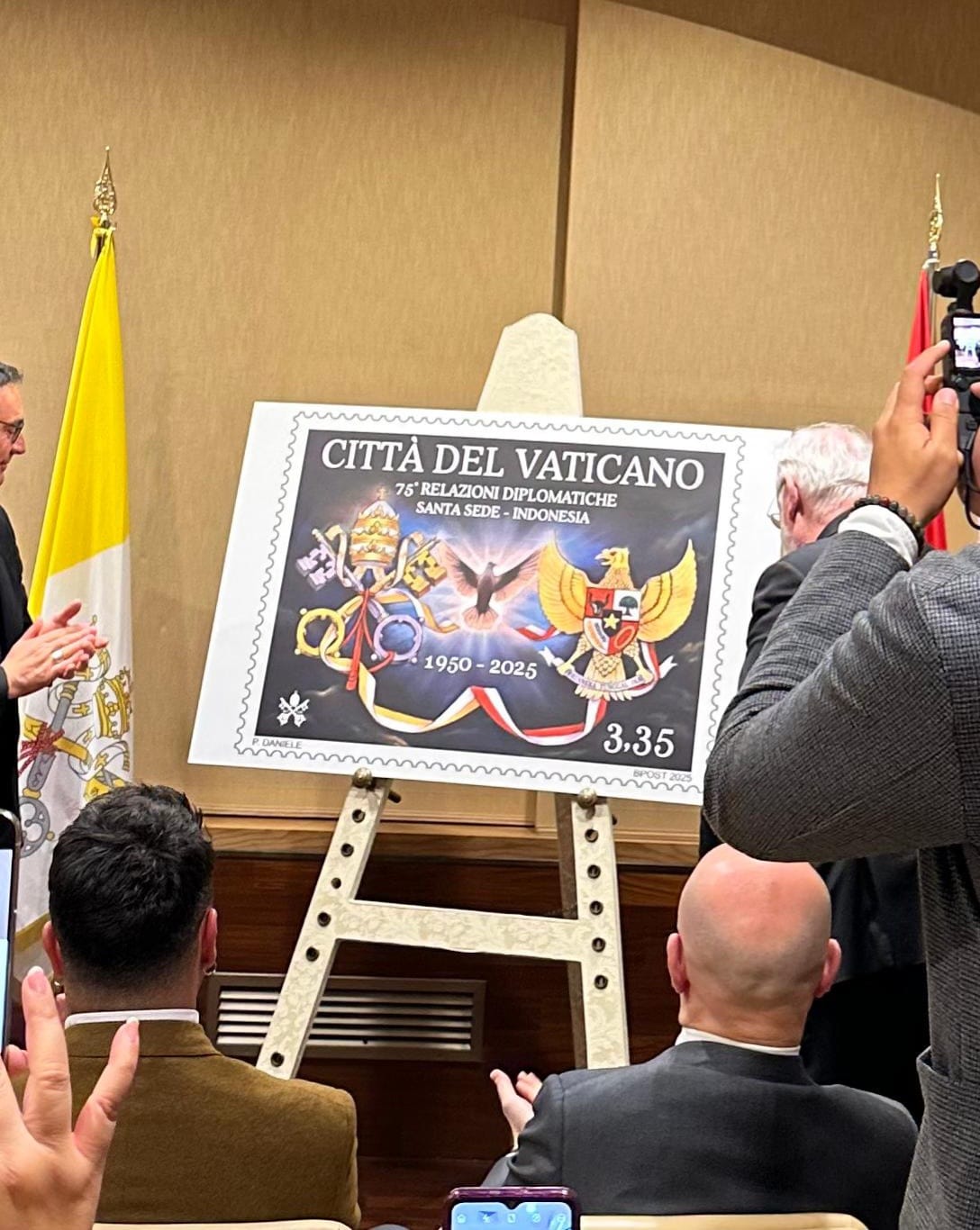 PERANGKO BARU INDONESIA - TAKHTA SUCI, DILUNCURKAN PERANGKO BARU INDONESIA - TAKHTA SUCI, DILUNCURKAN