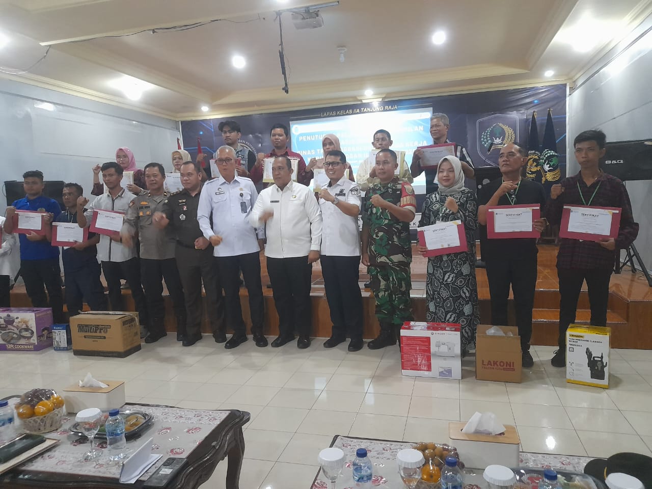 Disnakertrans Ogan Ilir Tutup Pelatihan Keterampilan Berbasis Kompetensi 