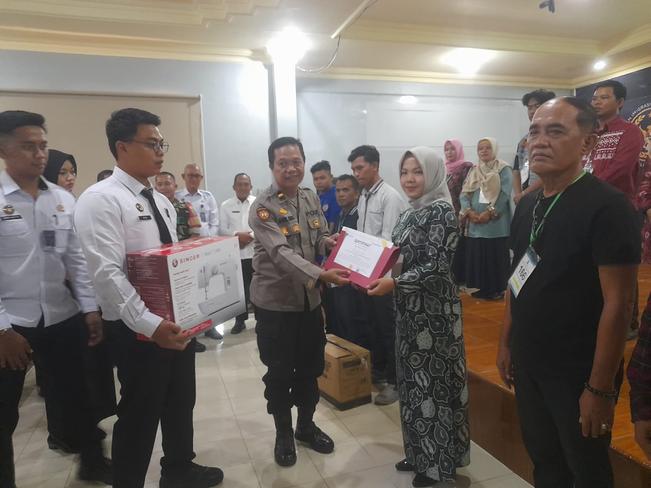 Disnakertrans Ogan Ilir Tutup Pelatihan Keterampilan Berbasis Kompetensi 