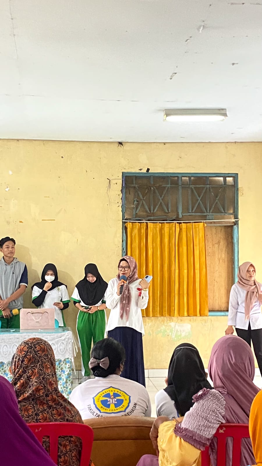 Tingkatkan Empati, Mahasiswa Keperawatan UKMC Gelar Pengabdian Masyarakat di Panti Sosial Harapan Kita