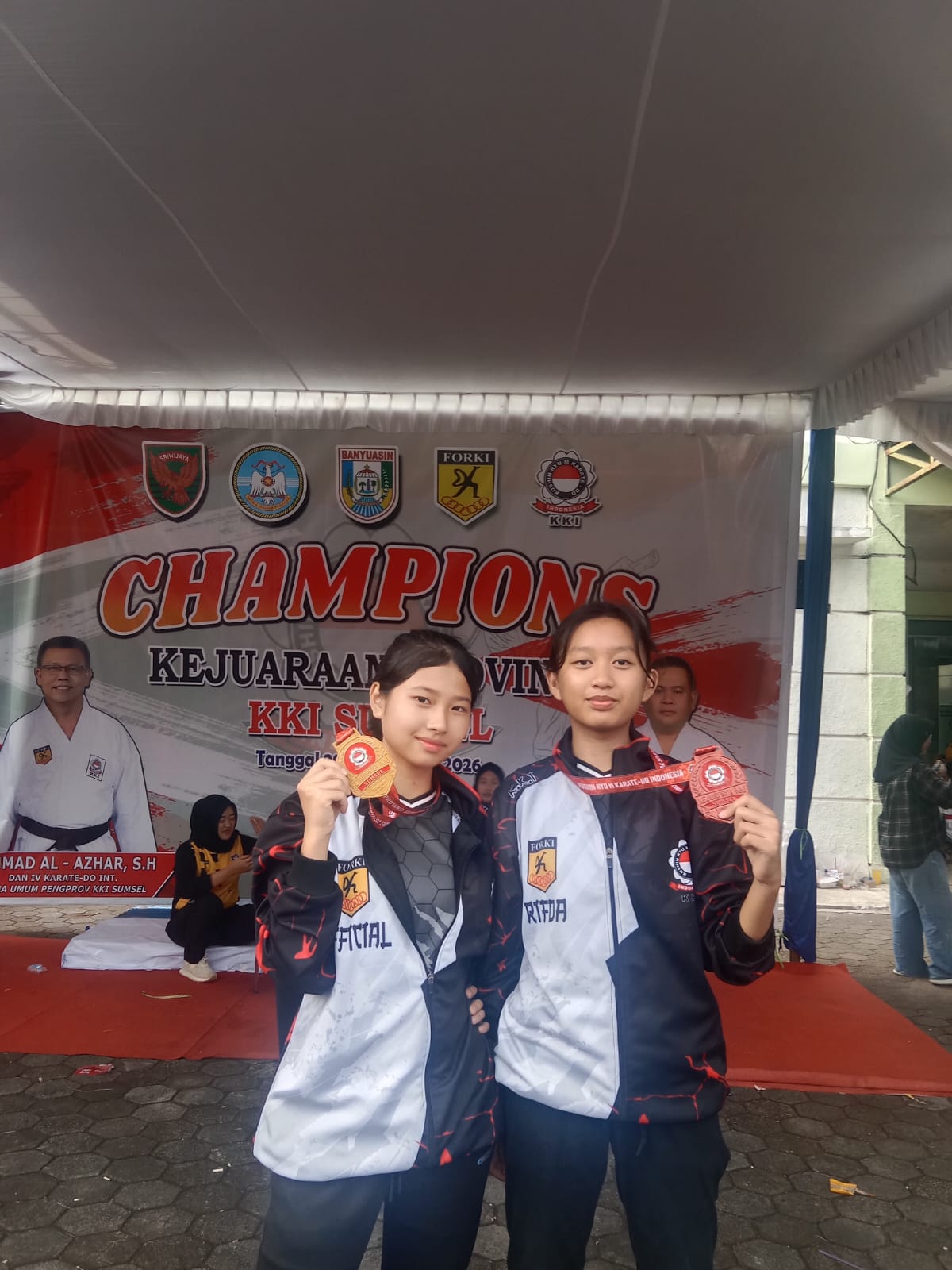 Elysia Novelia Angel Lim, Siswi SMA XAVERIUS 2 PALEMBANG Raih Podium Tertinggi di Kejuaraan Karate Champion Sumatera Selatan
