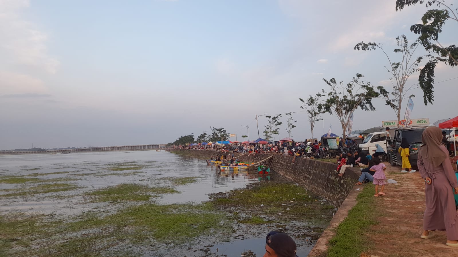 Lagi Viral,!! Wisata Speedboat Musiman Kini Dibuka di Tanjung Senai OI, Tiket Hanya Rp 15 Ribu per Orang