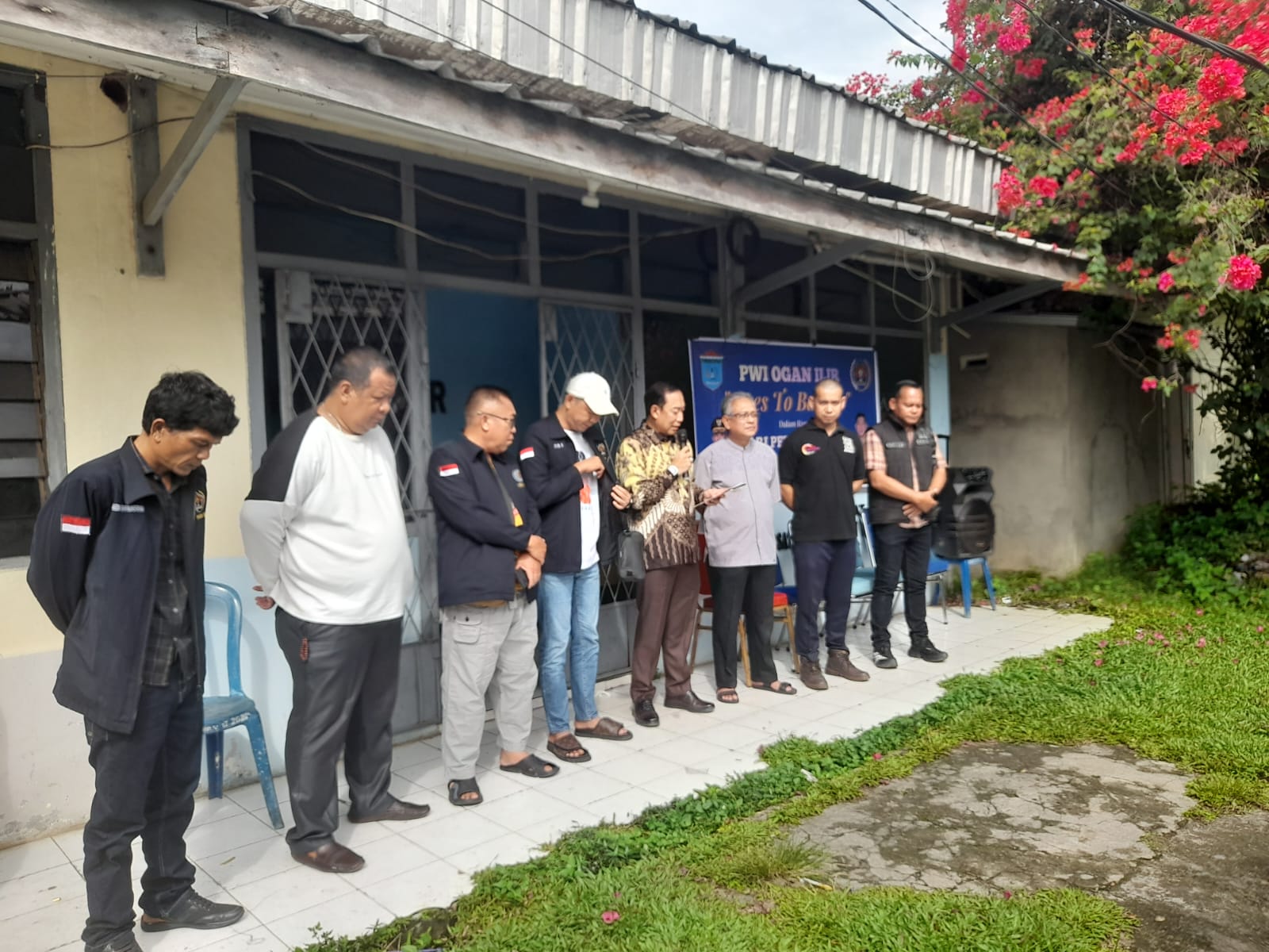 Sekda Ogan Ilir Dicky Syailendra Lepas Keberangkatan Pengurus dan Anggota PWI Ogan Ilir Ikuti HPN 2026 di Banten