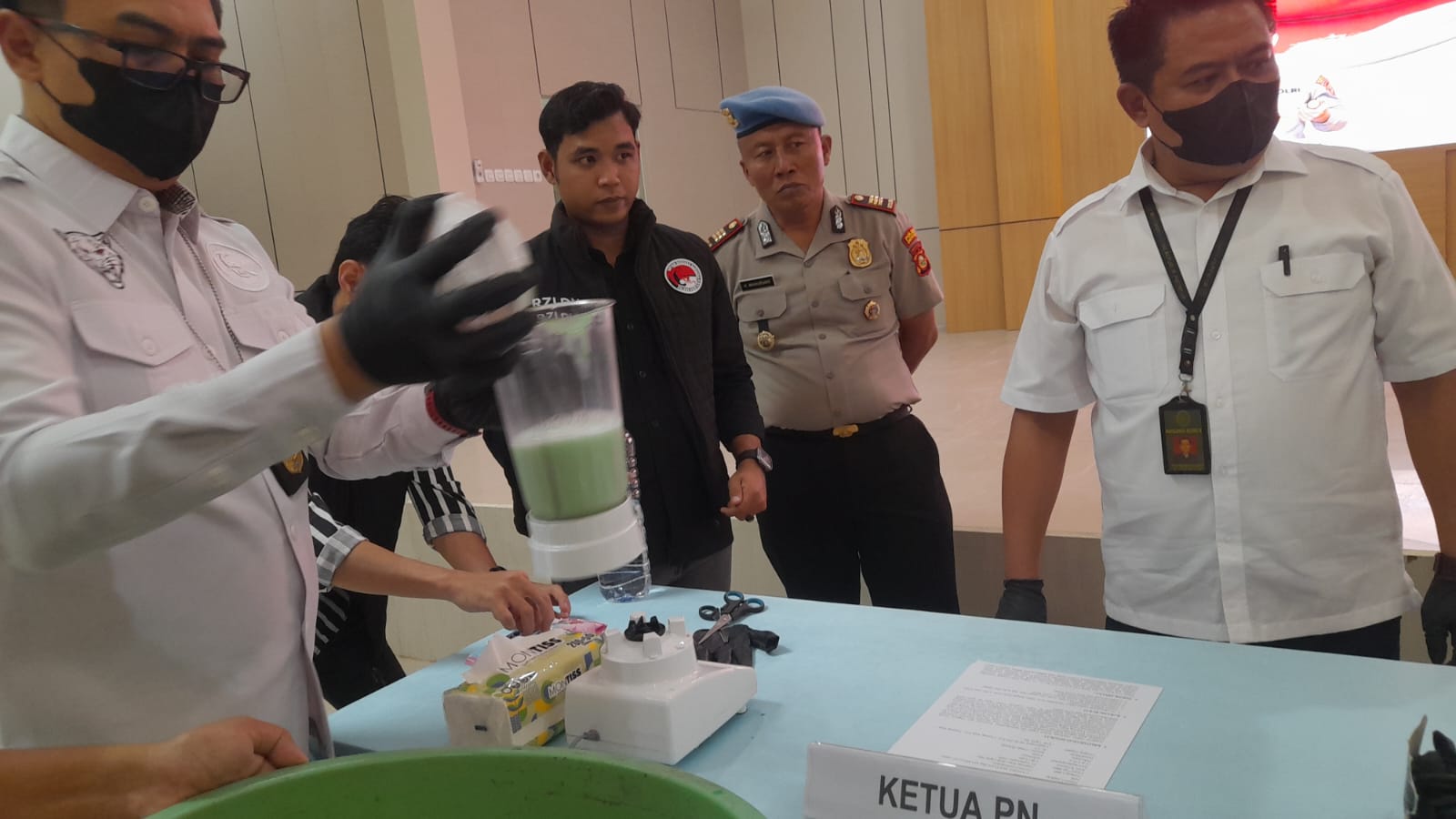 Polres Ogan Ilir Musnakan BB Narkoba 680 Gram Sabu-Sabu Dan 386 Butir Ektasi,