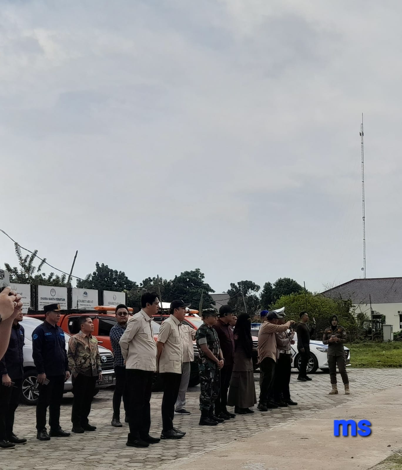 Ketua DPRD Ogan Ilir Dampingi Bupati Sambut kedatangan Kapolri Kunjungan Kerja