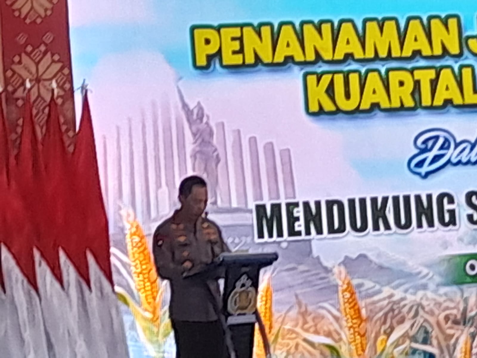 Kapolres Ogan Ilir Kapolri dan Gubernur Sumsel Tanam Jagung Serentak di Ogan Ilir, Dukung Swasembada Pangan Nasional