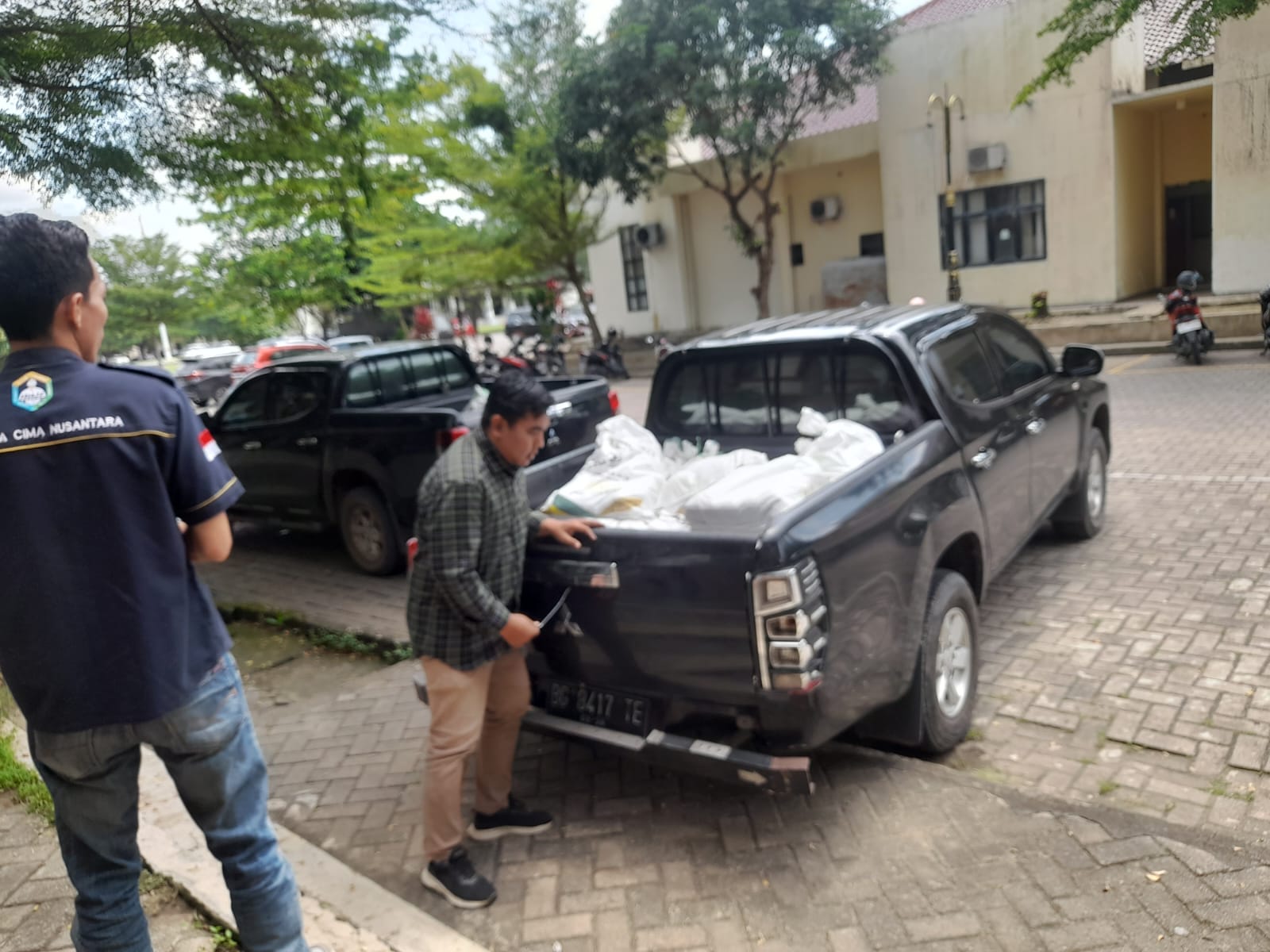 PT. Sinergi Gula Musantara (SGN) Cinta Manis menjelang Idul fitri membagikan THR di berberapa OPD yang ada di lingkungan Pemerintahan Kabupaten Ogan Ilir