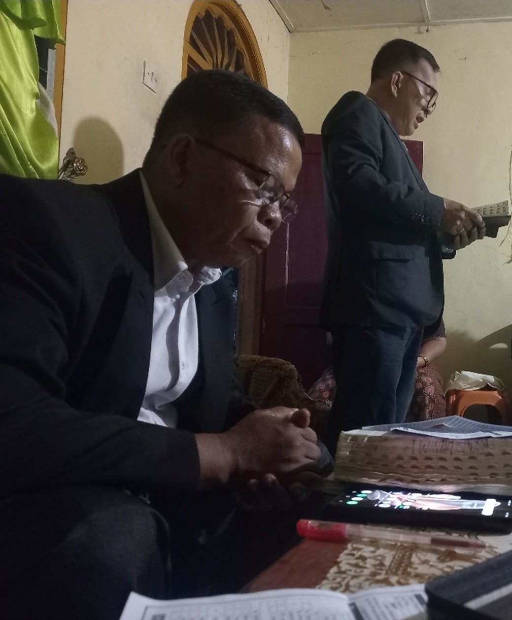 Saat Hati Terluka dan Tak Dihargai, Tuhan Tetap Melihatmu