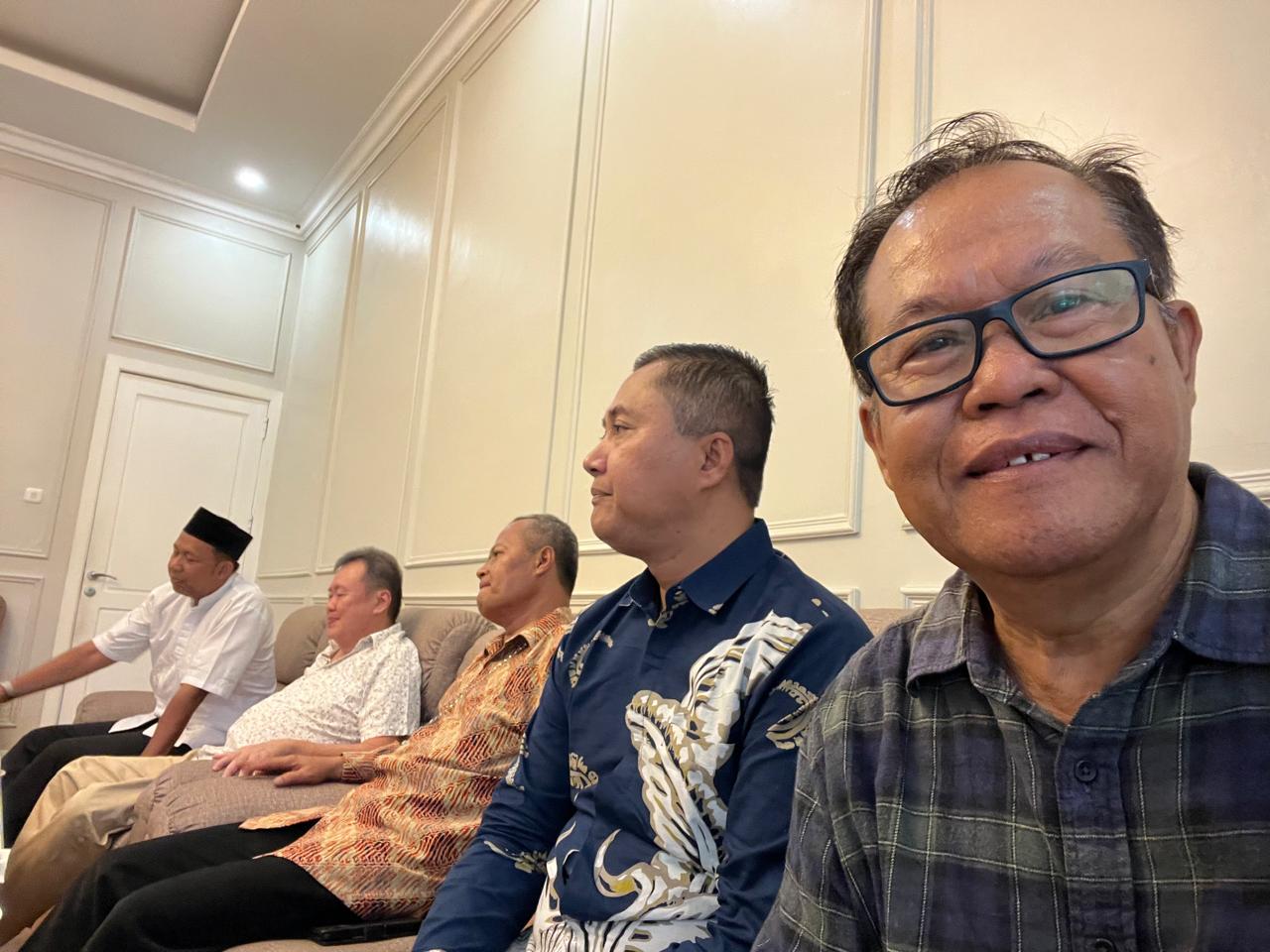 Pererat Kerukunan, Uskup Agung Palembang Silaturahmi Idul Fitri ke Kediaman Ketua PWNU Sumsel