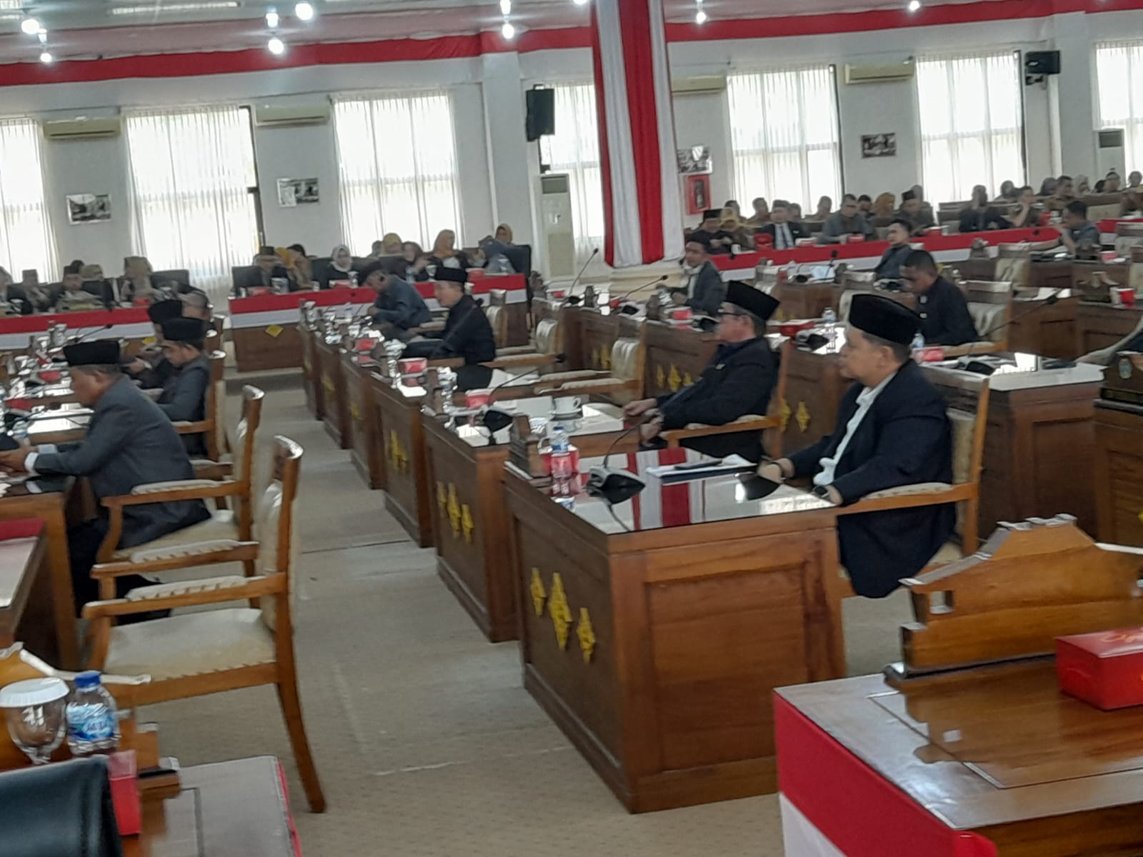 Wakil Bupati Ogan Ilir Hadir Di Rapat Paripurna XXX Masa Sidang Ke ll Tahun 2026 Pada Pembicaraan Tingkat Ke 1 Lanjutan 